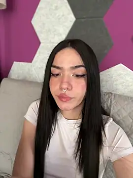 ShannonShanny online show from 7, 3, 2025