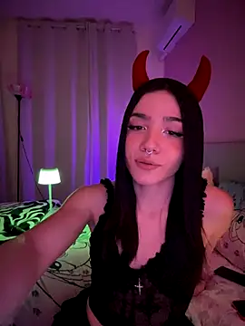 ShannonShanny online show from 29, 10, 2025