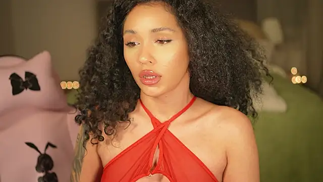 Snapshot of Moan4u chatting on 13, 12, 2024 Moan4u online show from 13, 12, 2024