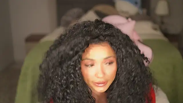 Snapshot of Moan4u chatting on 19, 12, 2024 Moan4u online show from 19, 12, 2024