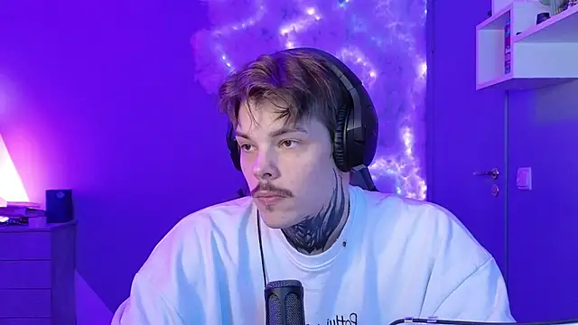 DENIS HERE online show from 22, 1, 2025