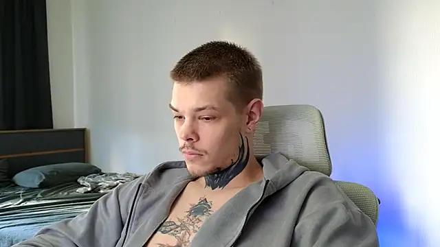 DENIS HERE online show from 5, 6, 2026