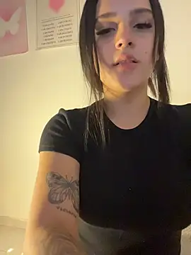 Snapshot of violet-333 chatting on 28, 2, 2026 violet-333 online show from 28, 2, 2026