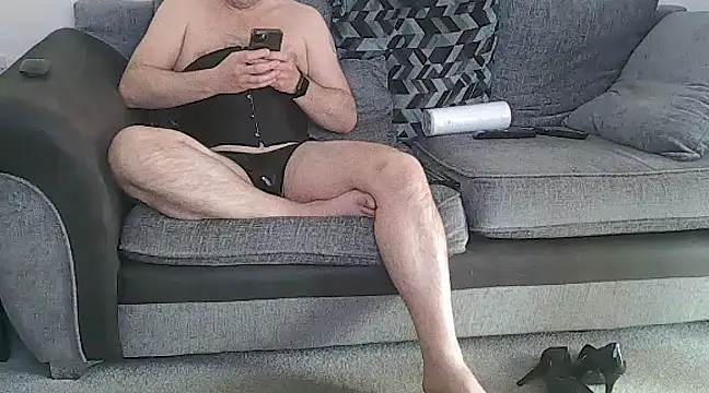 Snapshot of Safaslave chatting on 17, 3, 2025 Safaslave online show from 17, 3, 2025