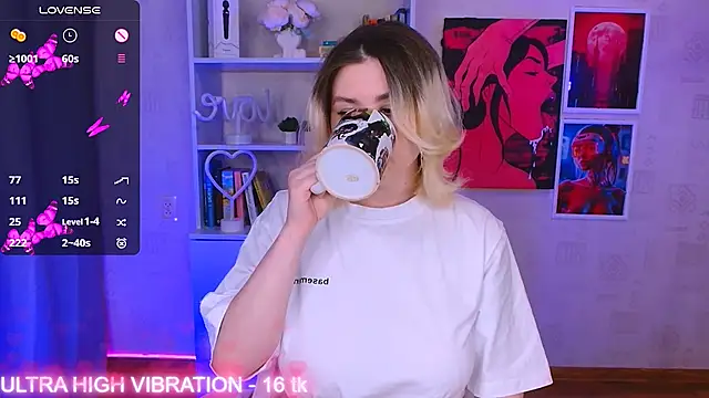 cutie mili online show from 13, 3, 2025