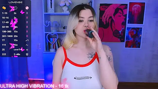 cutie mili online show from 13, 3, 2025