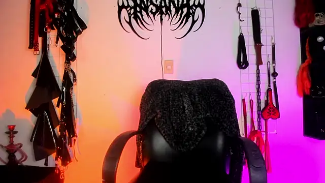 irregular fetish  online show from 28, 7, 2026