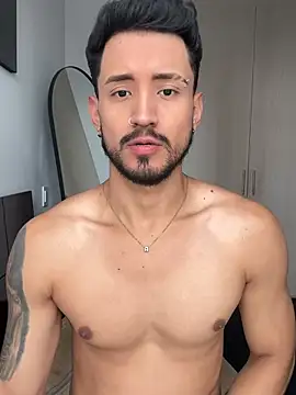 AxelKing1326 online show from 29, 3, 2026