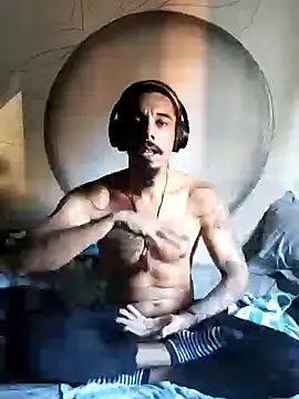 Snapshot of iirgastam3 chatting on 5, 1, 2025 iirgastam3 online show from 5, 1, 2025