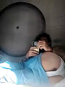 Snapshot of iirgastam3 chatting on 2, 2, 2025 iirgastam3 online show from 2, 2, 2025