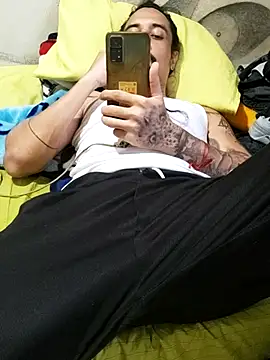 Snapshot of iirgastam3 chatting on 10, 9, 2025 iirgastam3 online show from 10, 9, 2025