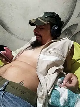 Snapshot of iirgastam3 chatting on 8, 10, 2025 iirgastam3 online show from 8, 10, 2025