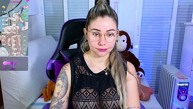 Tawny cox online show from 27, 12, 2024