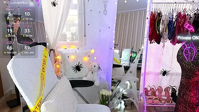 Tawny cox online show from 4, 10, 2025