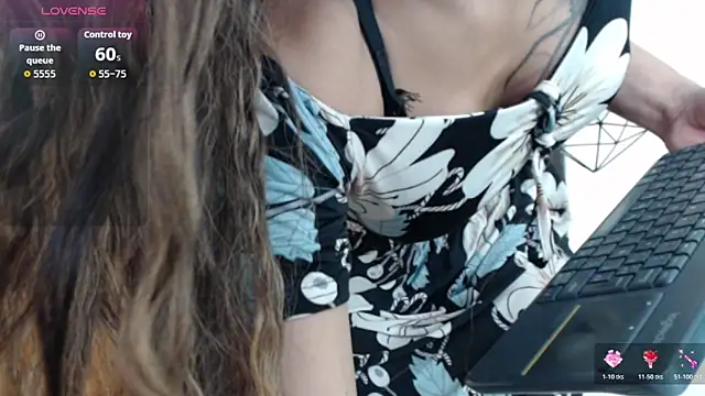 hilary rodriguez online show from 21, 11, 2025