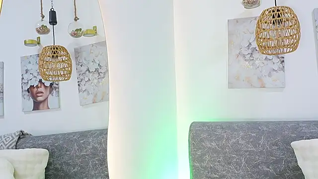 katie cruz online show from 14, 4, 2026