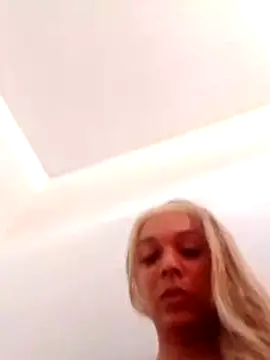 transgirl26 online show from 1, 6, 2026