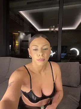 Snapshot of SexOnMyLvL chatting on 3, 2, 2026 SexOnMyLvL online show from 3, 2, 2026