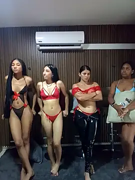 Snapshot of fetishcouples47 chatting on 8, 4, 2026 fetishcouples47 online show from 8, 4, 2026