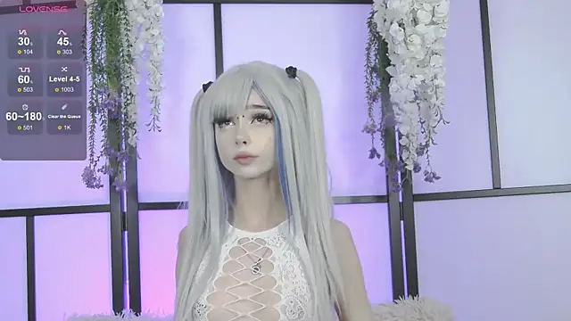 Snapshot of Xenomy chatting on 10, 3, 2025 Xenomy online show from 10, 3, 2025