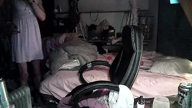 Ombeline1 online show from 8, 3, 2025