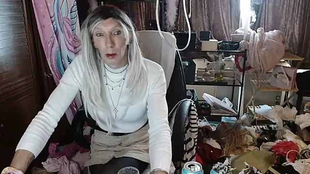 Ombeline1 online show from 19, 10, 2025