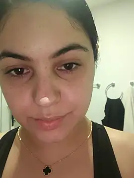 Lia Hurley online show from 13, 3, 2025