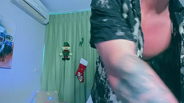 Snapshot of Samuel_Andrew chatting on 21, 12, 2024 Samuel Andrew online show from 21, 12, 2024