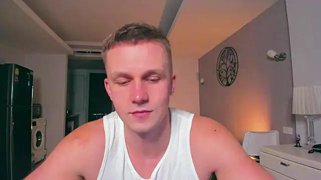 Snapshot of Samuel_Andrew chatting on 2, 10, 2025 Samuel Andrew online show from 2, 10, 2025