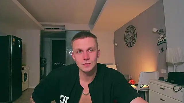 Snapshot of Samuel_Andrew chatting on 19, 10, 2025 Samuel Andrew online show from 19, 10, 2025