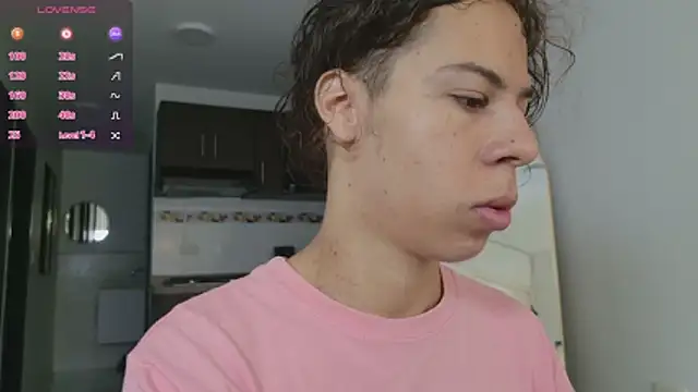 Snapshot of grey___27 chatting on 5, 3, 2026 grey 27 online show from 5, 3, 2026