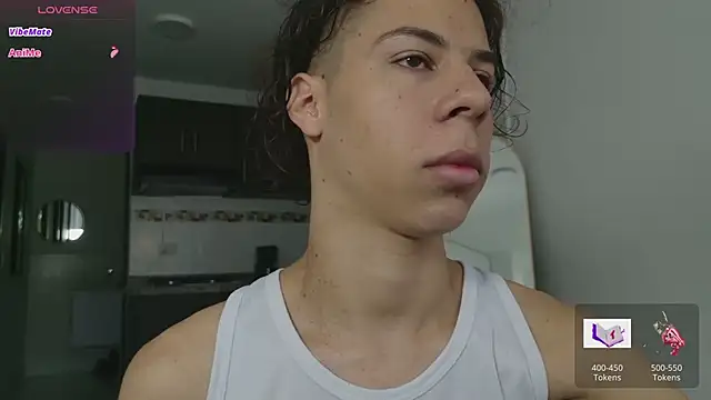 Snapshot of grey___27 chatting on 12, 3, 2026 grey 27 online show from 12, 3, 2026