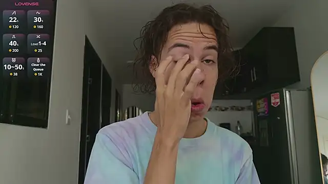 Snapshot of grey___27 chatting on 11, 4, 2026 grey 27 online show from 11, 4, 2026