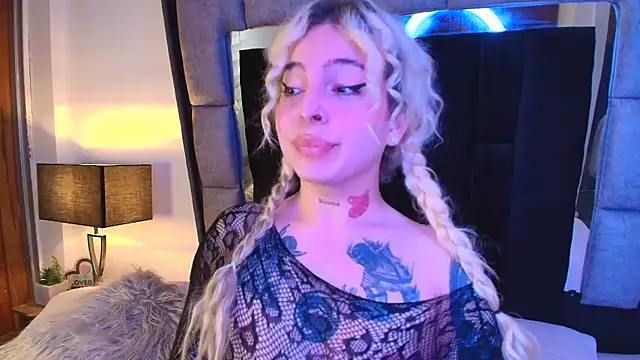 Bonnie vega online show from 16, 3, 2025