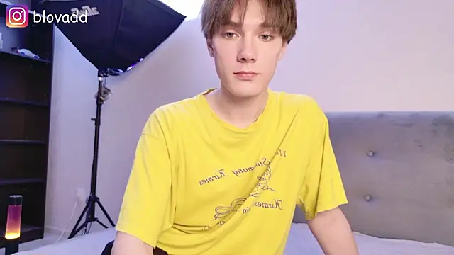 callmenineoneseven online show from 10, 2, 2026