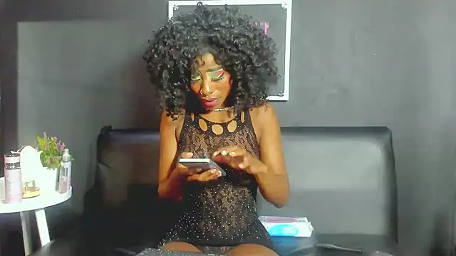 Snapshot of Ebonydollxx chatting on 9, 9, 2025 Ebonydollxx online show from 9, 9, 2025