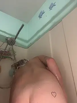 Cutetrans90 online show from 1, 2, 2025