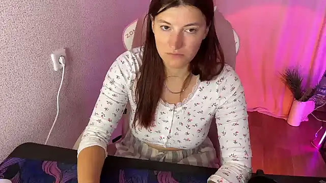 Katrin  kiss online show from 3, 10, 2025