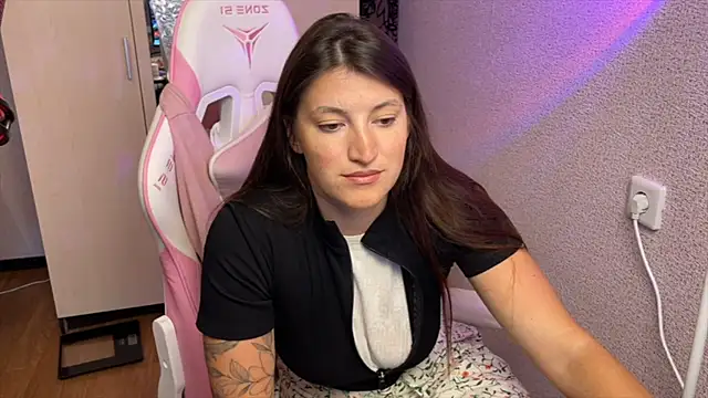 Katrin  kiss online show from 24, 6, 2026