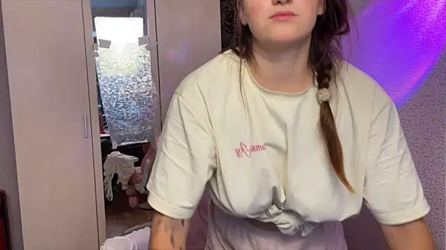 Katrin  kiss online show from 6, 7, 2026