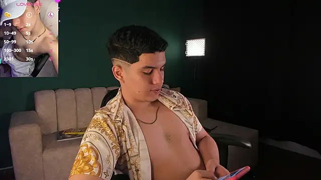 Brat  online show from 5, 3, 2025