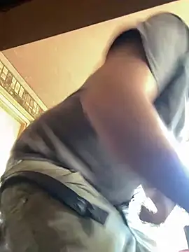 Snapshot of bigJohnson223 chatting on 18, 1, 2025 bigJohnson223 online show from 18, 1, 2025