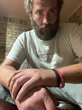 Snapshot of bigJohnson223 chatting on 2, 10, 2025 bigJohnson223 online show from 2, 10, 2025