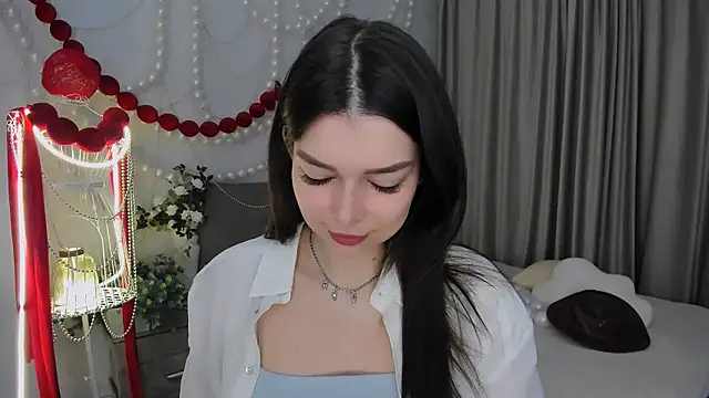 Snapshot of ContinentOfTranquility chatting on 2, 4, 2026 ContinentOfTranquility online show from 2, 4, 2026