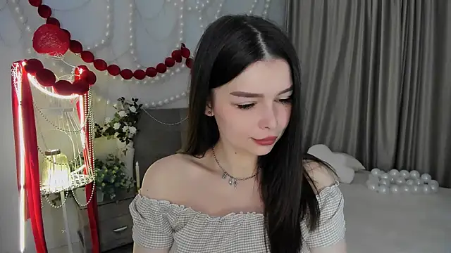 Snapshot of ContinentOfTranquility chatting on 7, 4, 2026 ContinentOfTranquility online show from 7, 4, 2026