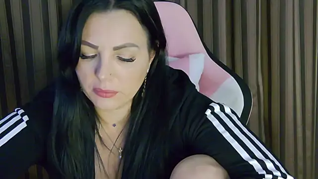 ReiyaRey online show from 9, 2, 2025