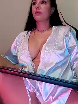 ReiyaRey online show from 17, 5, 2026