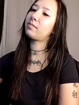 Japabaixinha online show from 30, 12, 2024