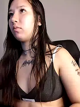 Japabaixinha online show from 3, 1, 2025