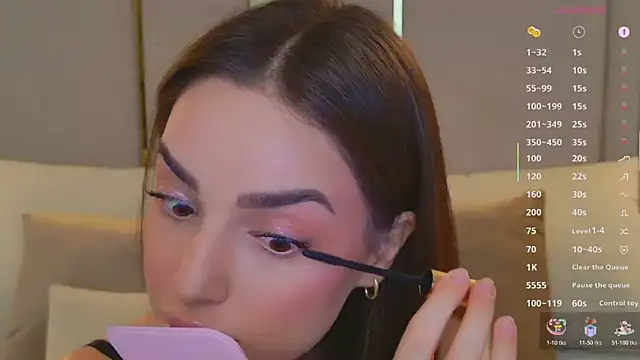 Snapshot of BellaHalles chatting on 4, 2, 2026 BellaHalles online show from 4, 2, 2026